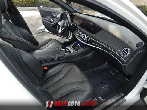 Used 2019 Mercedes-Benz S 450 Sedan image 25
