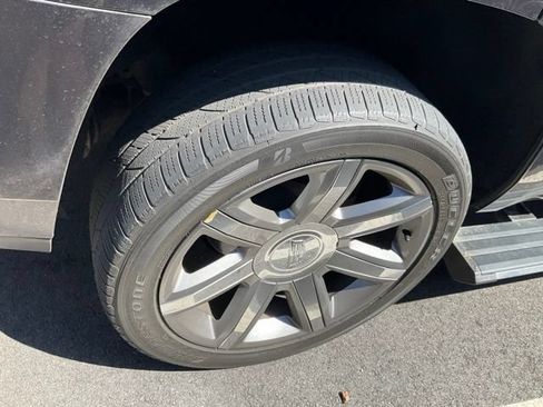 Used 2016 Cadillac Escalade Premium RWD image 12