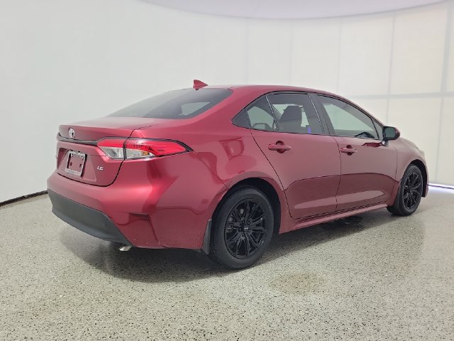 Used 2025 Toyota Corolla LE FWD image 5