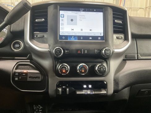 Used 2024 RAM 3500 Big Horn AWD/4WD image 18