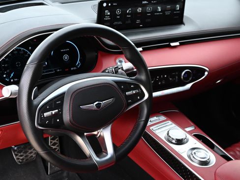 Used 2024 Genesis GV70 3.5T Sport w/ Sport Prestige Package image 12