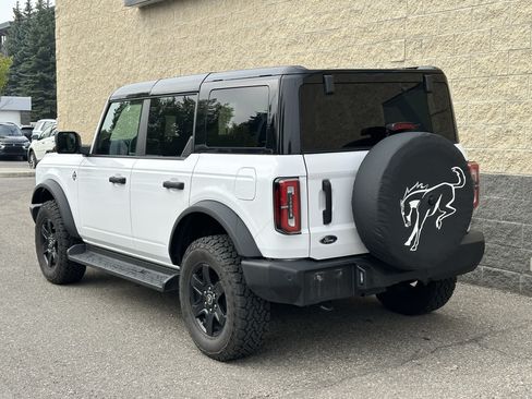 Used 2025 Ford Bronco Outer Banks AWD/4WD image 4