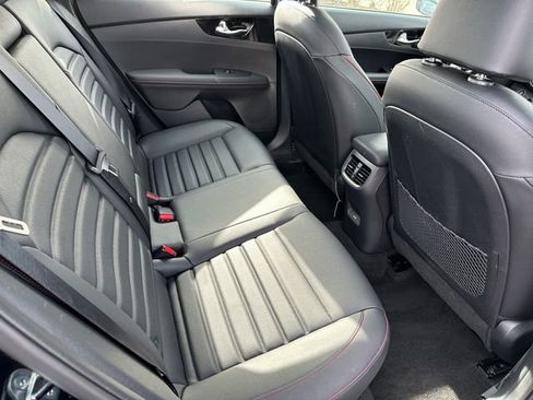 Used 2024 Kia Forte GT w/ GT2 Package image 11