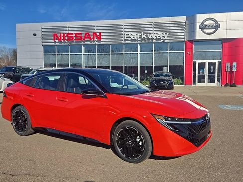 New 2026 Nissan Sentra SR image 1