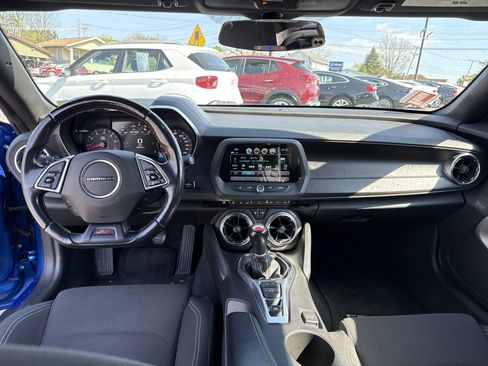 Used 2018 Chevrolet Camaro SS RWD image 14