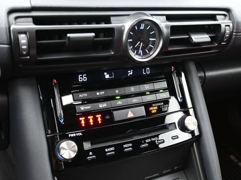 Used 2025 Lexus IS 350 F Sport RWD image 7