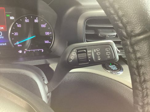Used 2020 Ford Explorer XLT w/ Comfort Package AWD/4WD image 21