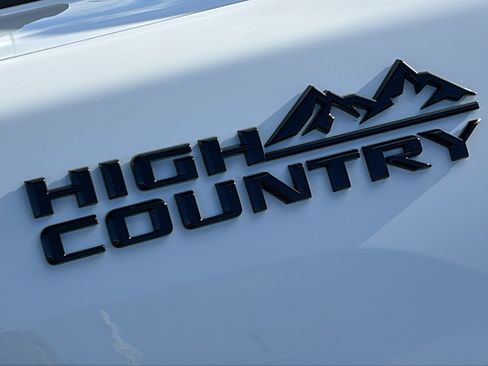 New 2026 Chevrolet Silverado 2500 High Country w/ High Country Premium Package AWD/4WD image 13