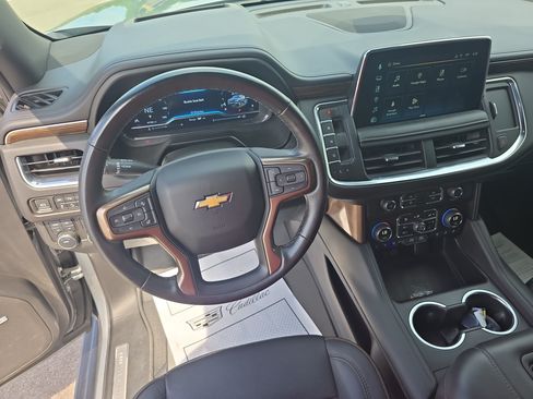 Used 2023 Chevrolet Tahoe High Country w/ Premium Package 2 AWD/4WD image 17
