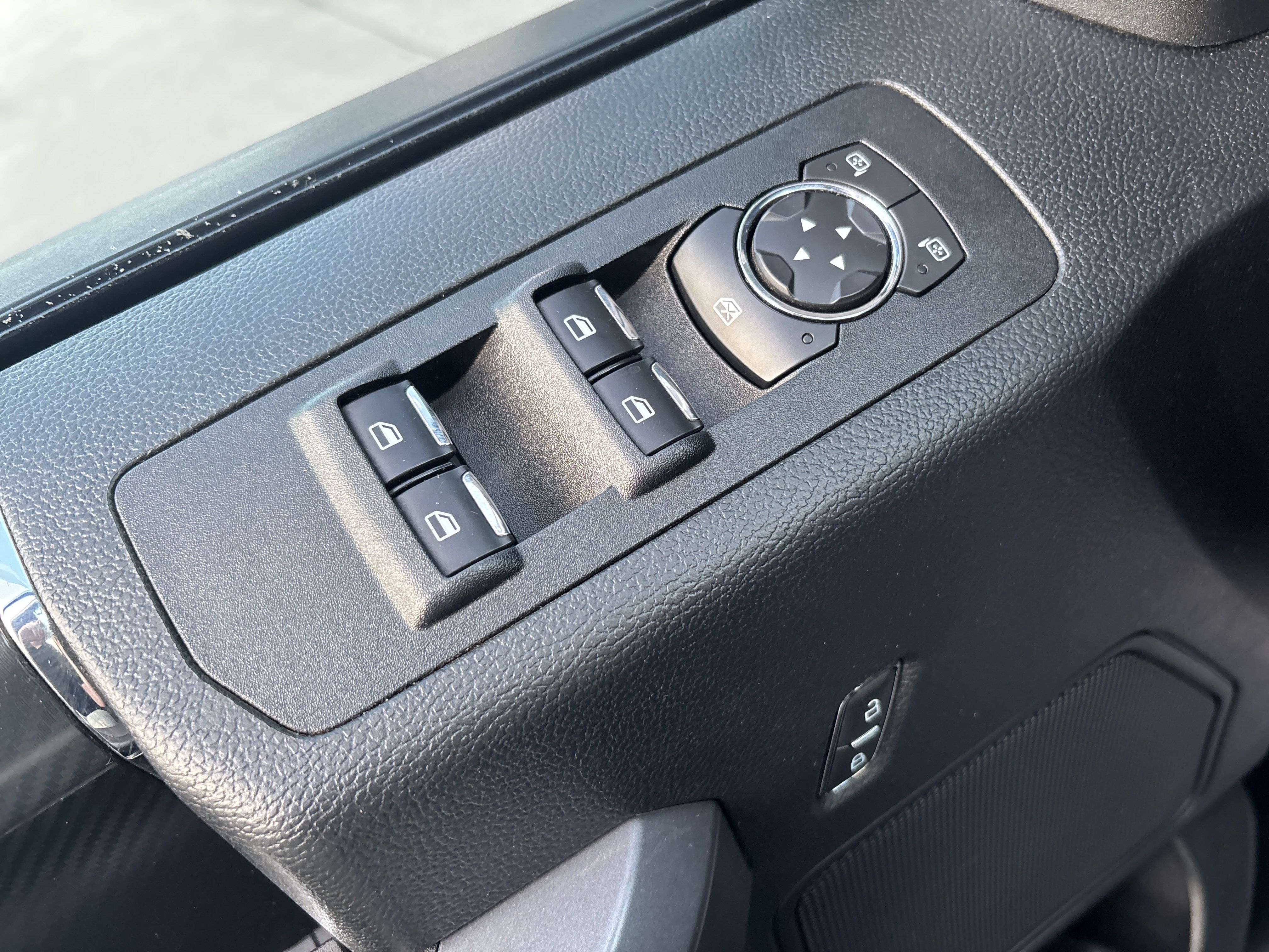 Used 2019 Ford F150 XLT w/ Equipment Group 302A Luxury AWD/4WD image 17