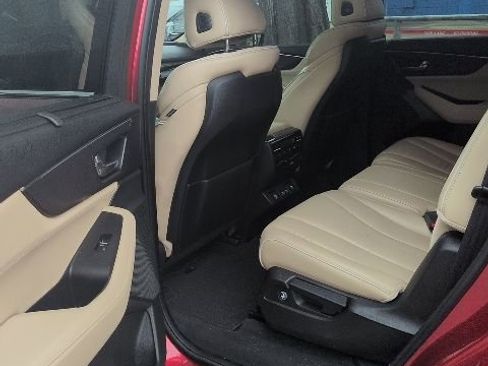 Used 2023 Acura MDX SH-AWD w/ Advance Package image 8