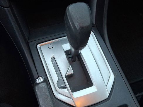 Used 2023 Subaru Crosstrek 2.0i image 14