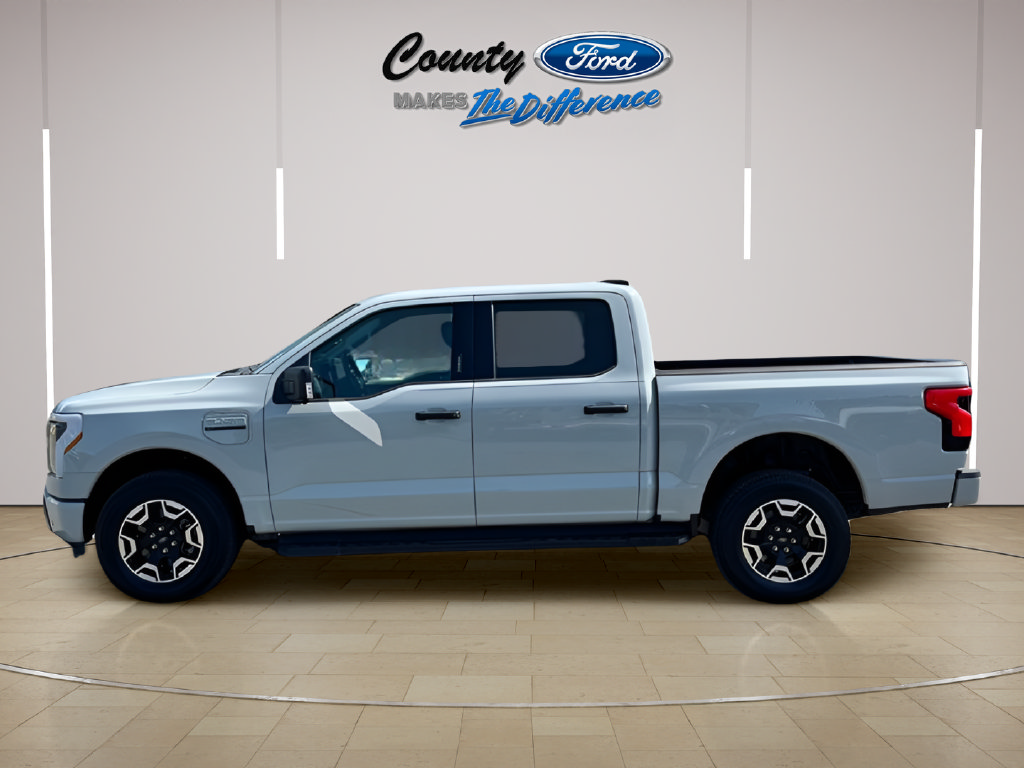 Used 2023 Ford F150 Lightning XLT w/ Tow Technology Package AWD/4WD image 3