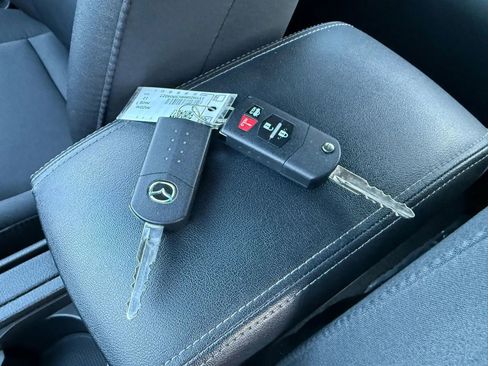 Used 2012 MAZDA MAZDA6 i Sport image 27