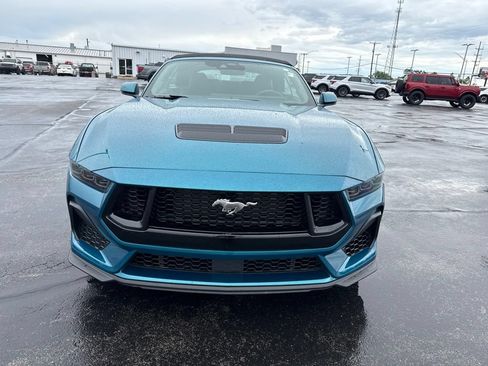 Used 2026 Ford Mustang GT Premium w/ GT Performance Package RWD image 3