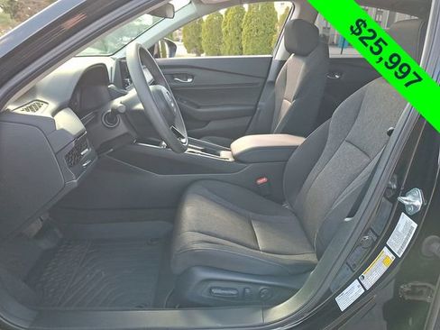 Used 2023 Honda Accord EX image 14