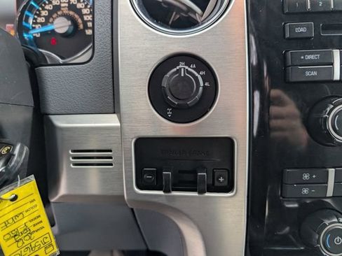 Used 2012 Ford F150 Platinum image 17