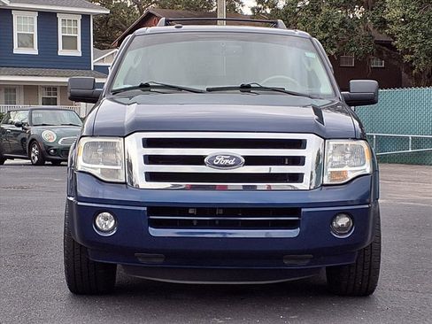 Used 2012 Ford Expedition EL XLT image 2