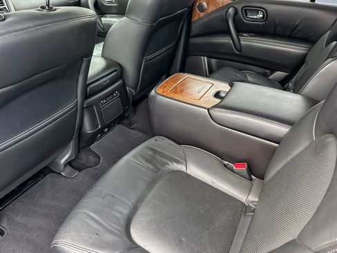 Used 2022 Nissan Armada SL w/ Captain's Chairs Package image 11