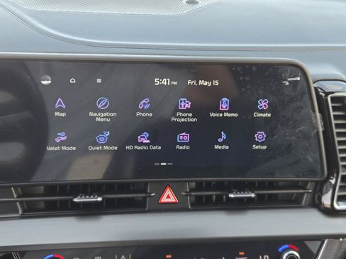 Used 2023 Kia Sportage EX FWD image 9