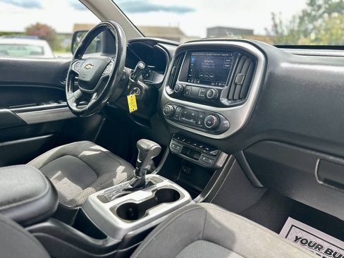 Used 2019 Chevrolet Colorado LT w/ LT Convenience Package AWD/4WD image 19