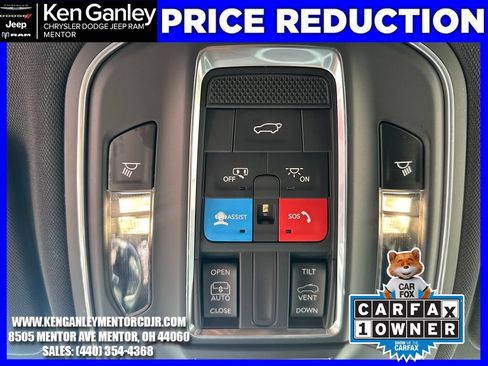 Used 2023 Jeep Grand Cherokee Altitude AWD/4WD image 19