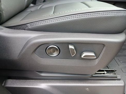 New 2026 GMC Sierra 3500 Denali w/ Denali Reserve Package image 11