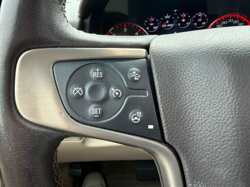 Used 2015 GMC Yukon Denali w/ Premium Package AWD/4WD image 11