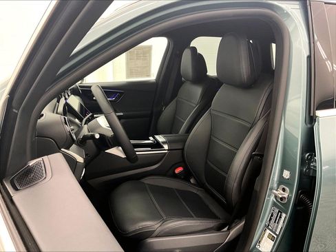 Certified 2025 Mercedes-Benz GLC 300 image 16