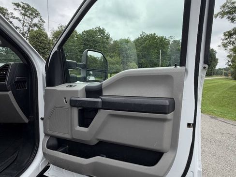 Used 2019 Ford F550 4x4 Regular Cab Super Duty image 34