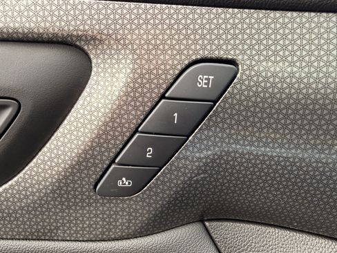 Used 2023 Chevrolet Traverse Premier w/ Redline Edition image 23