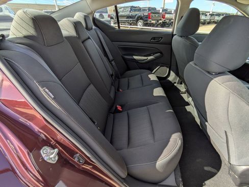 Used 2023 Nissan Altima 2.5 SV image 29