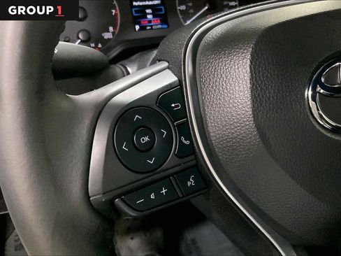 Used 2024 Toyota Corolla SE FWD image 24