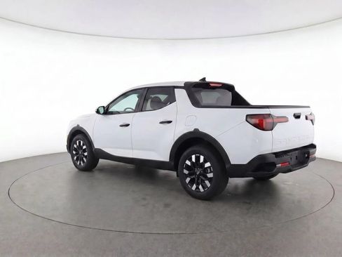 Certified 2025 Hyundai Santa Cruz SE AWD/4WD image 3