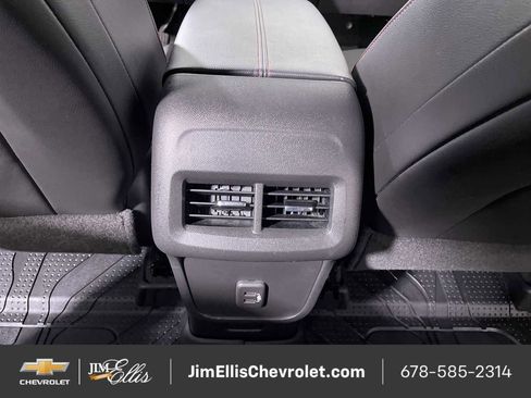 Used 2022 Chevrolet Equinox RS w/ RS Leather Package FWD image 22