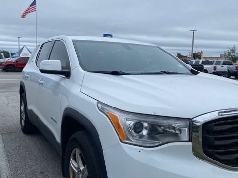 Used 2018 GMC Acadia SLE w/ LPO, Protection Package image 3