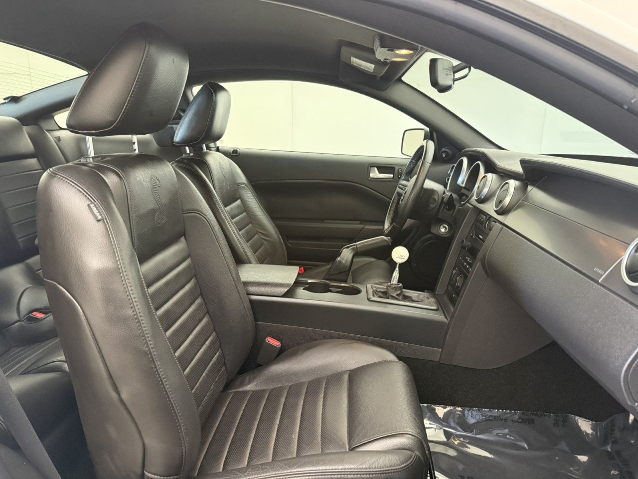 Used 2007 Ford Mustang Shelby GT500 RWD image 10