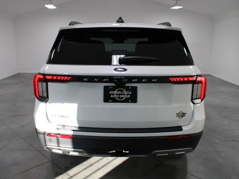 New 2026 Ford Explorer Active w/ Active Comfort Package image 7