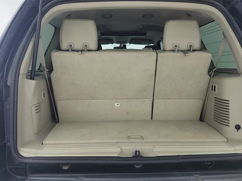Used 2010 Ford Expedition Limited image 30