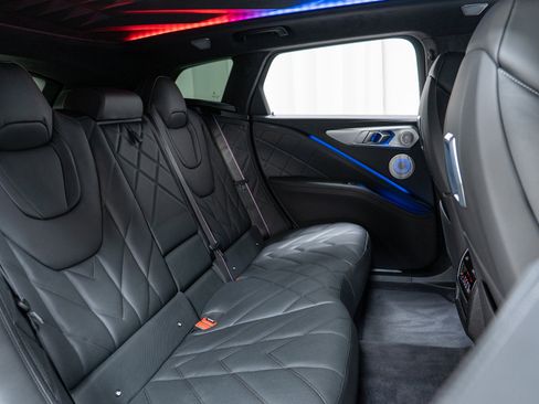 New 2026 BMW XM Label Red image 25