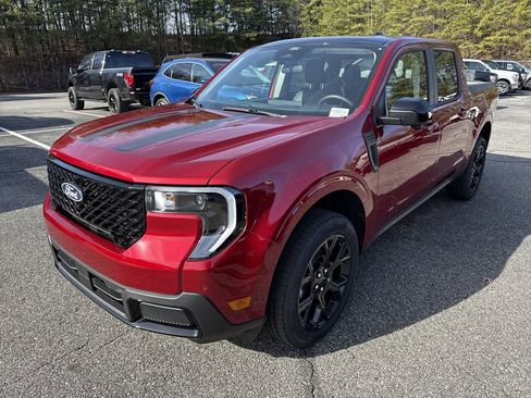 New 2026 Ford Maverick Lariat w/ Black Appearance Package image 3