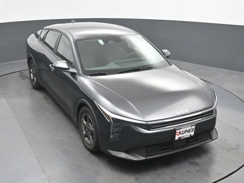 Used 2025 Kia K4 FWD image 32