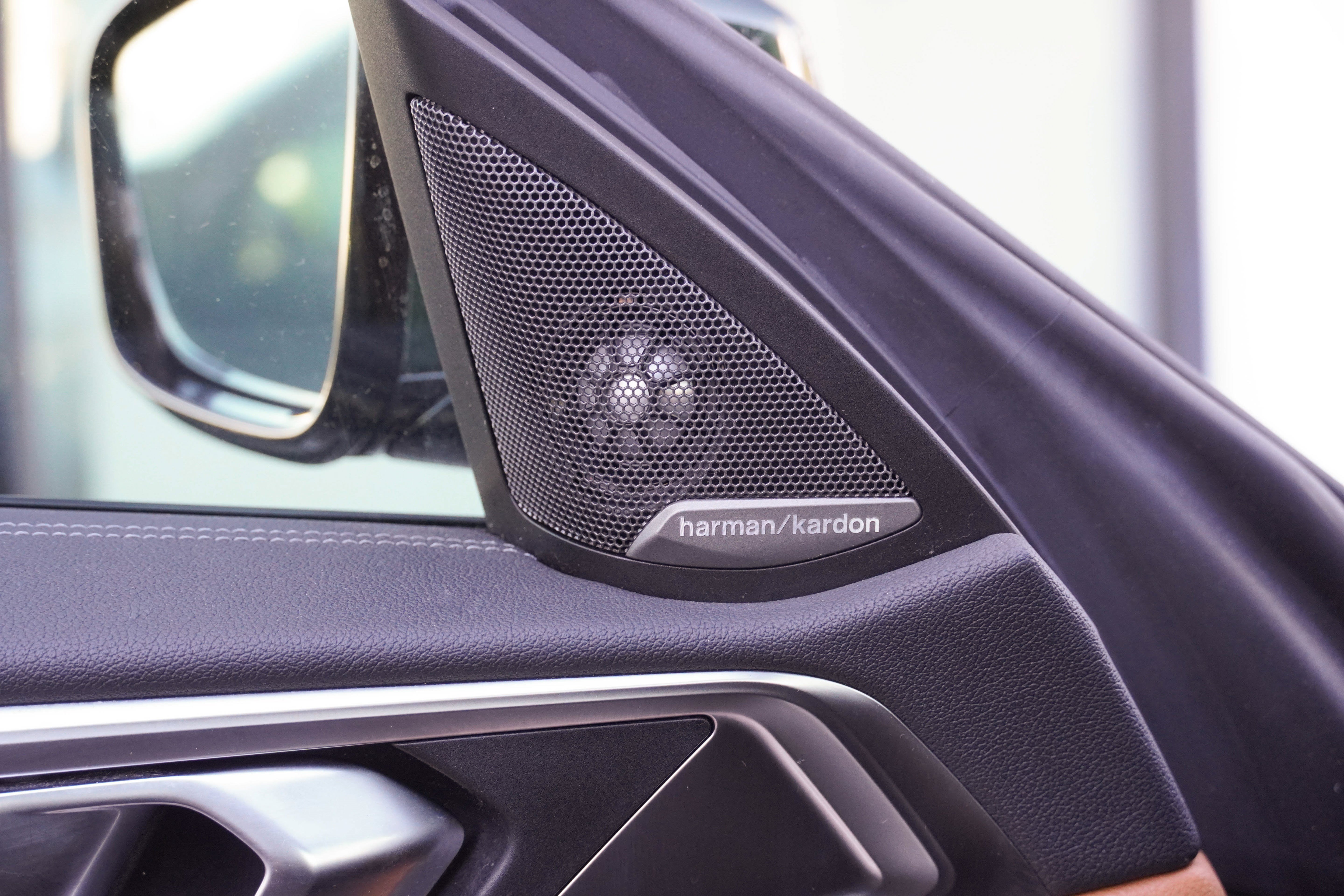 Used 2021 BMW 430i Convertible w/ M Sport Package RWD image 13