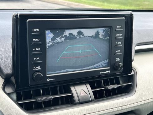 Used 2020 Toyota RAV4 XLE w/ Convenience Package AWD/4WD image 32