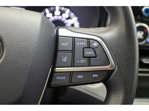 Used 2020 Toyota Highlander L AWD/4WD image 42