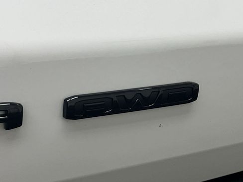 Used 2026 GMC Acadia Elevation w/ Black Edition AWD/4WD image 35