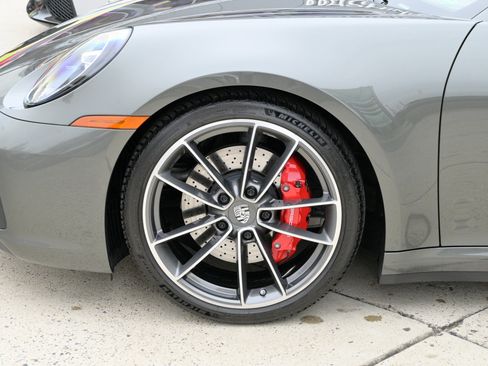 Used 2020 Porsche 911 Carrera 4S image 9