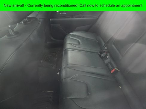 Used 2023 Hyundai Elantra Limited FWD image 11