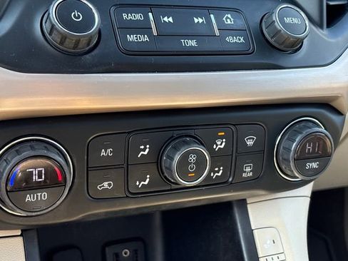 Certified 2019 GMC Acadia Denali w/ Technology Package AWD/4WD image 20