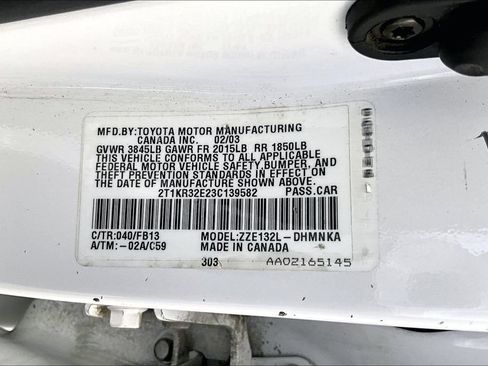 Used 2003 Toyota Matrix XR w/ Sport Pkg FWD image 19